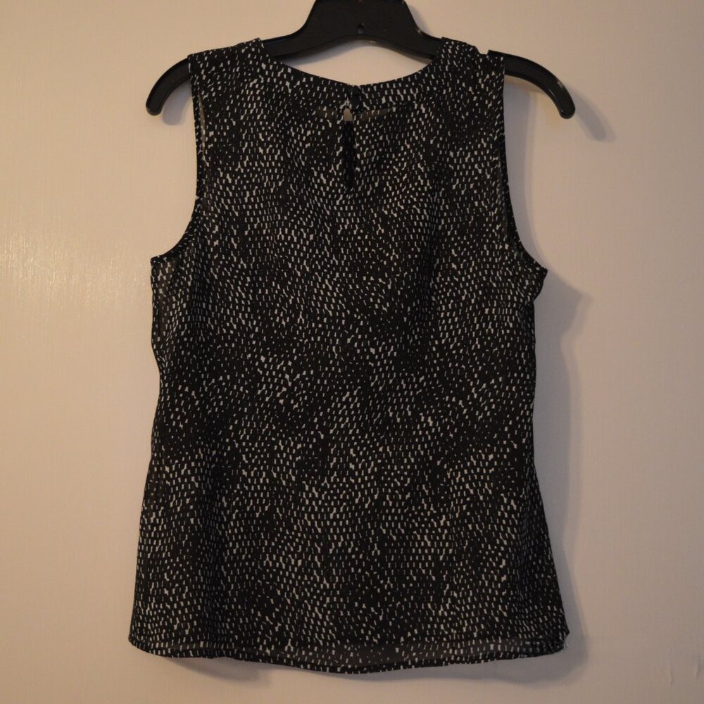 Ann Taylor Black and White Blouse Size 8 Petite - Picture 4 of 6